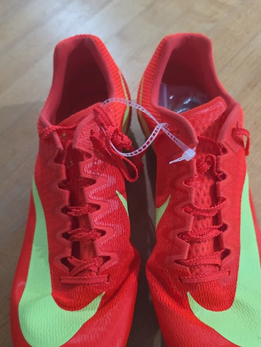 Nike Men’s Zoom Rival Bright Crimson Lime Blast Size 13